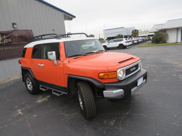 used 2014 Toyota FJ Cruiser car, priced at $25,900