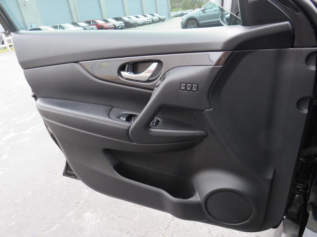 used 2020 Nissan Rogue car, priced at $12,905