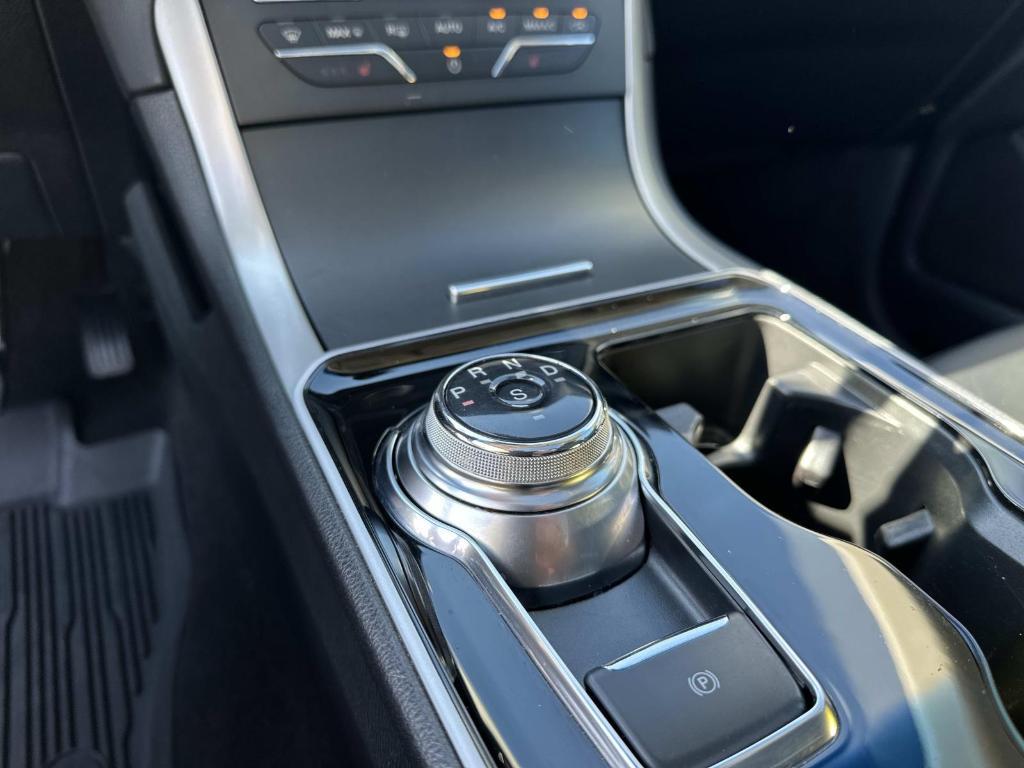 used 2020 Ford Edge car, priced at $18,900