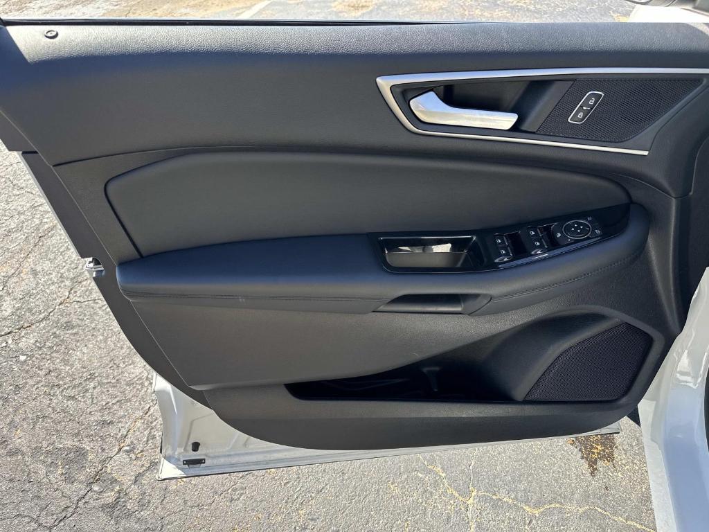 used 2020 Ford Edge car, priced at $18,900