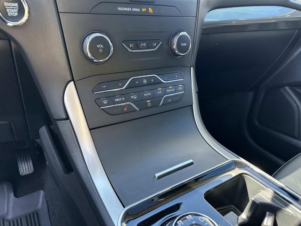 used 2020 Ford Edge car, priced at $18,900