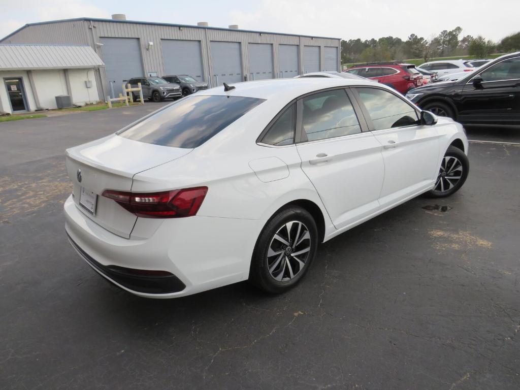 used 2022 Volkswagen Jetta car, priced at $15,900