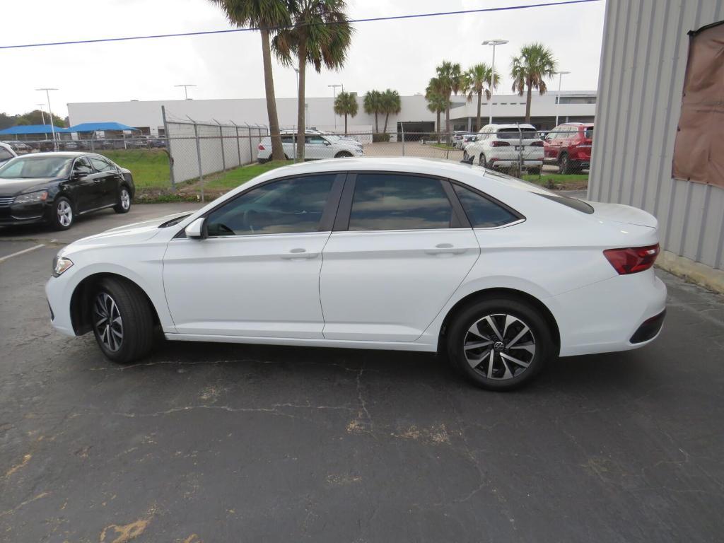 used 2022 Volkswagen Jetta car, priced at $15,900