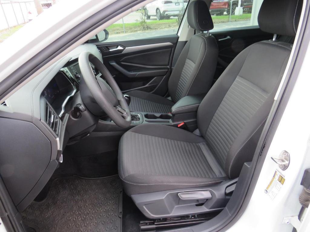 used 2022 Volkswagen Jetta car, priced at $15,900