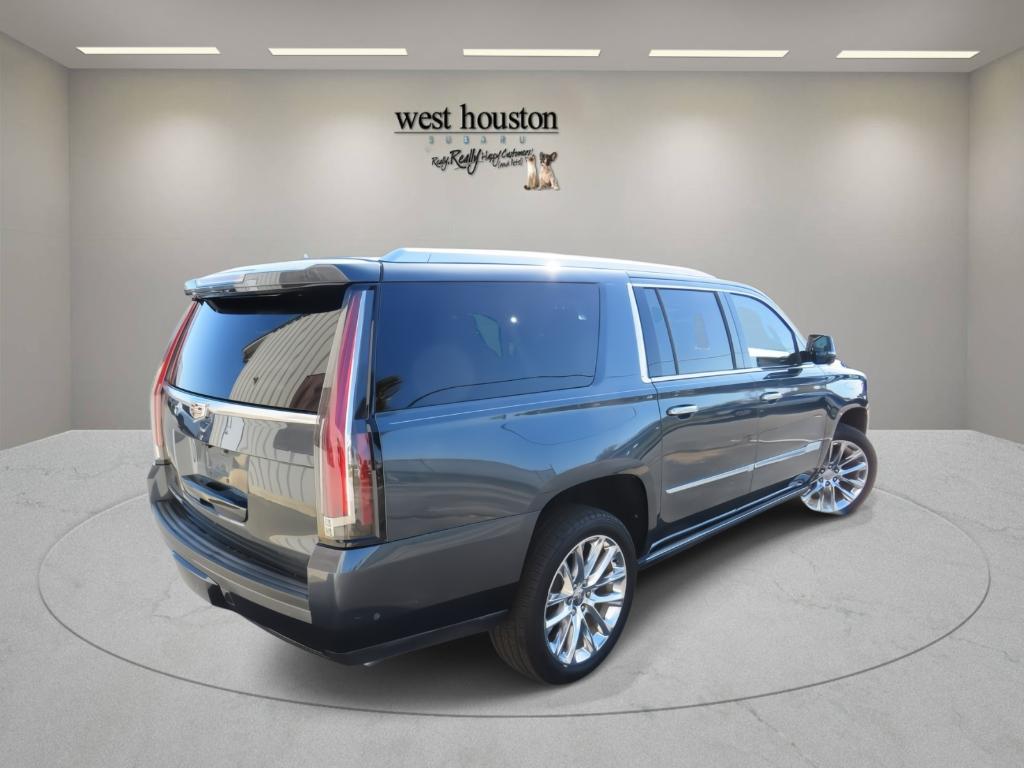 used 2019 Cadillac Escalade ESV car, priced at $31,927