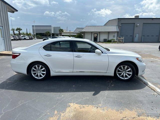 used 2007 Lexus LS 460 car, priced at $11,900
