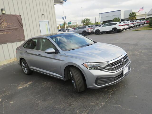 used 2023 Volkswagen Jetta car, priced at $21,900