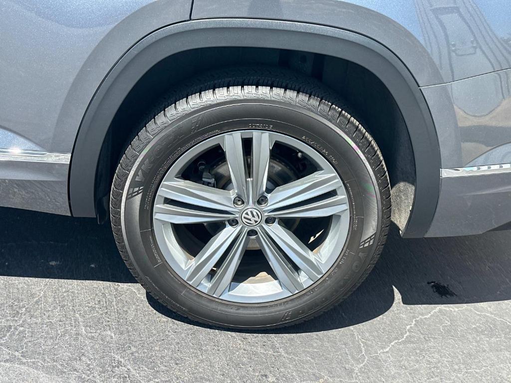used 2020 Volkswagen Atlas car, priced at $26,900
