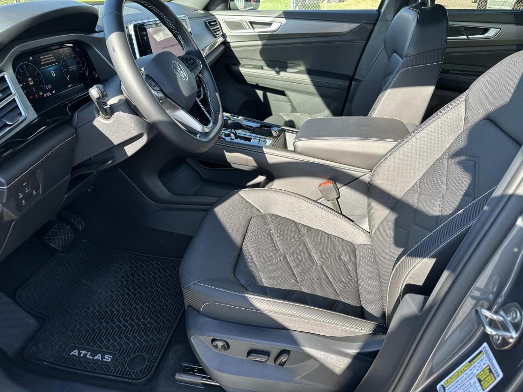 used 2025 Volkswagen Atlas Cross Sport car, priced at $37,950