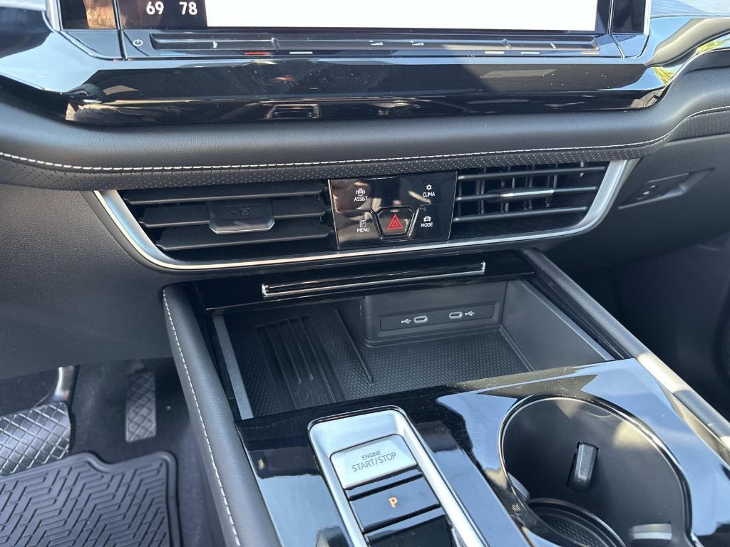 used 2025 Volkswagen Atlas Cross Sport car, priced at $37,950