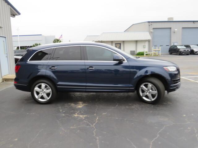 used 2014 Audi Q7 car, priced at $13,900