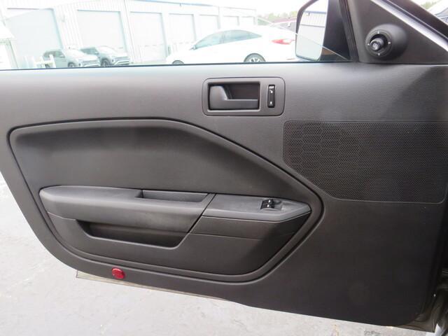 used 2005 Ford Mustang car, priced at $9,900