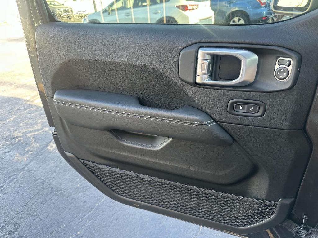 used 2019 Jeep Wrangler Unlimited car, priced at $27,450