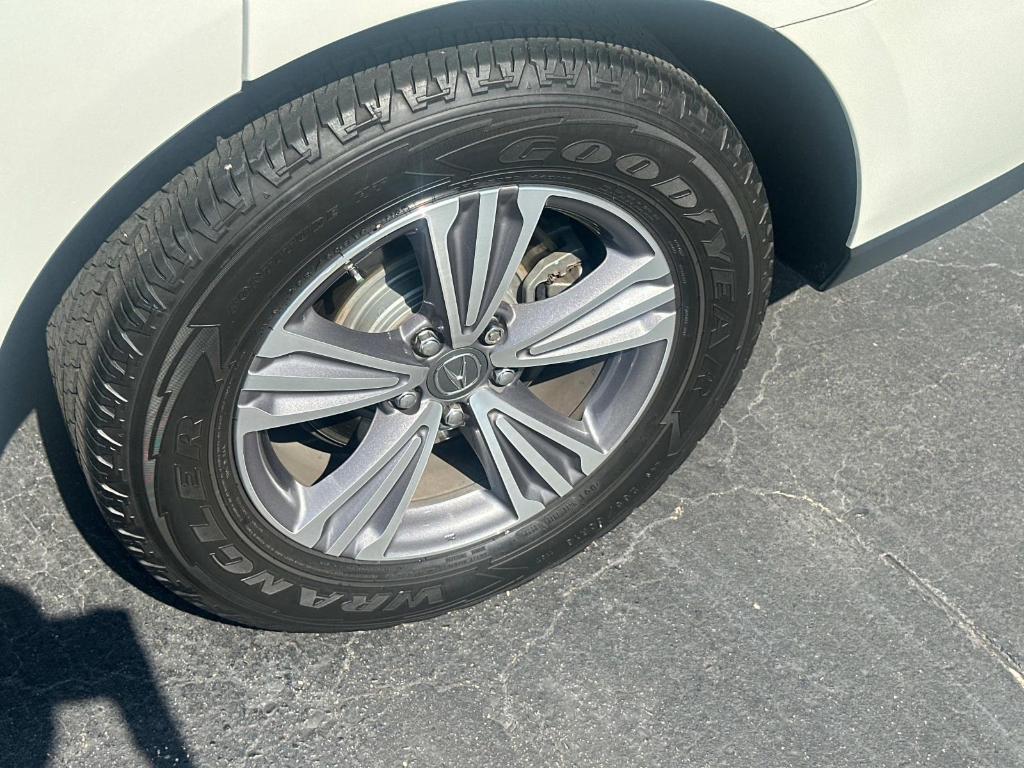 used 2019 Acura MDX car, priced at $25,900