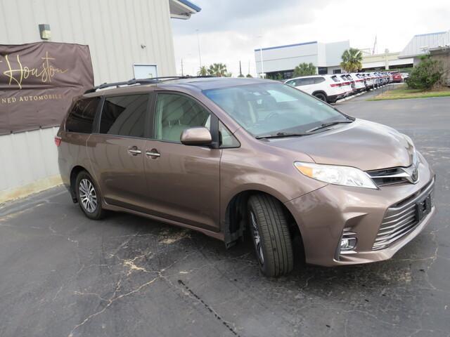 used 2018 Toyota Sienna car, priced at $22,900