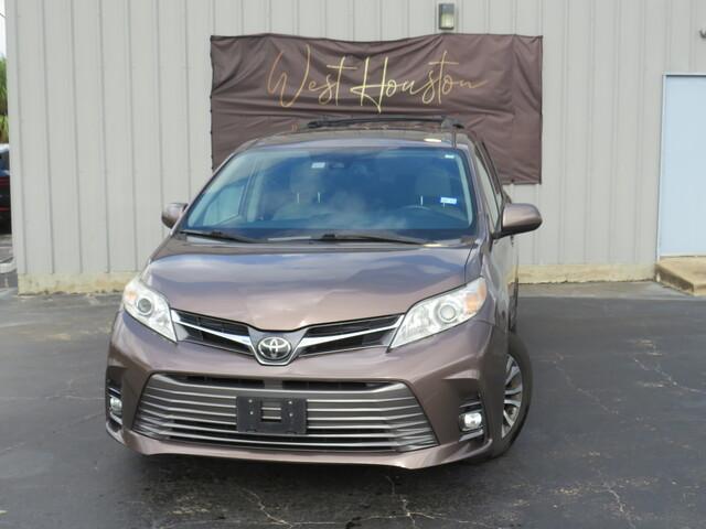 used 2018 Toyota Sienna car, priced at $22,900