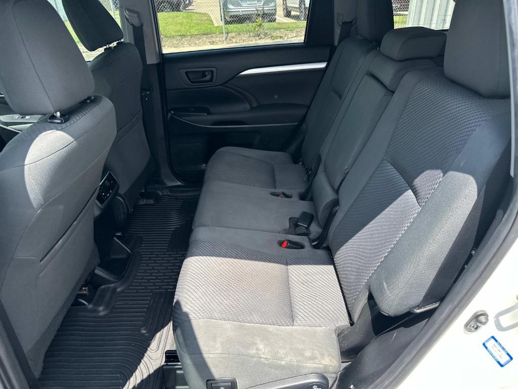 used 2019 Toyota Highlander car, priced at $22,450