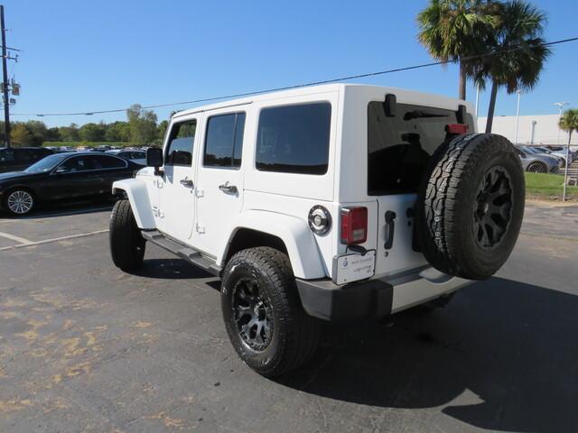 used 2014 Jeep Wrangler Unlimited car, priced at $19,900