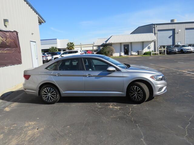 used 2021 Volkswagen Jetta car, priced at $25,075