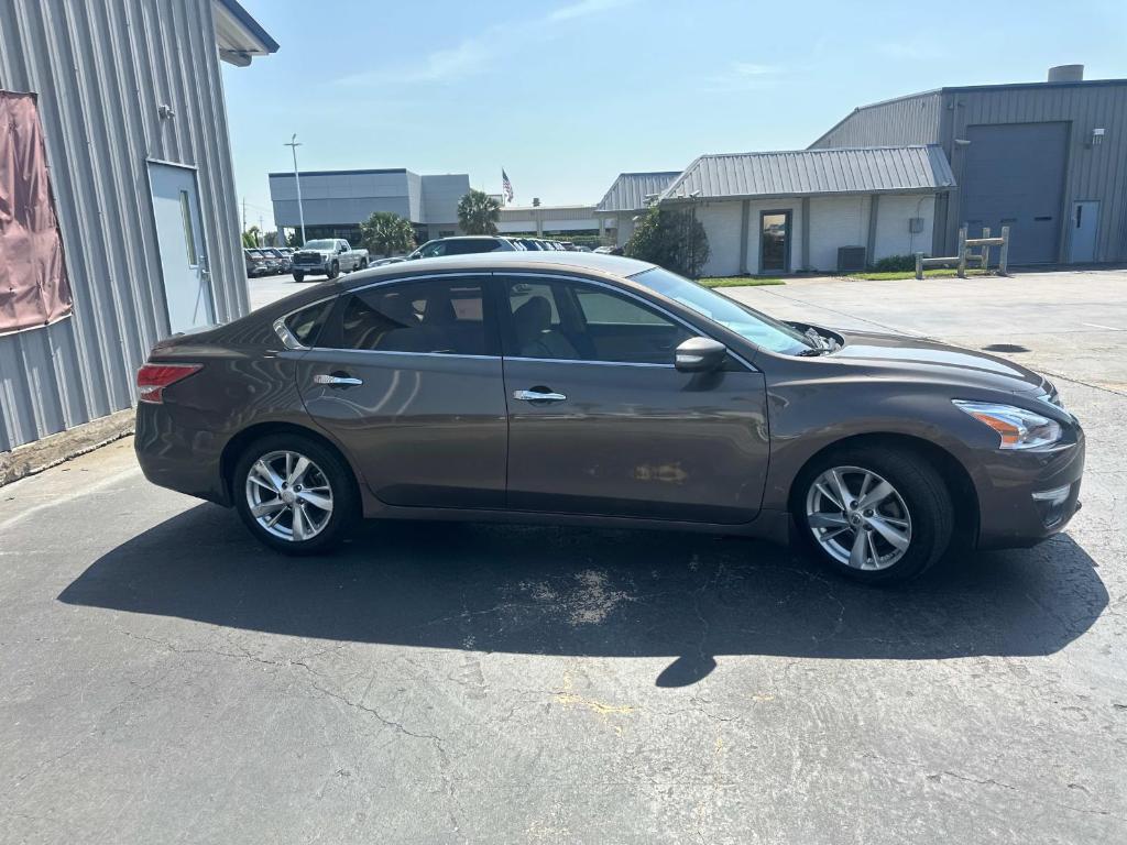 used 2015 Nissan Altima car, priced at $4,900