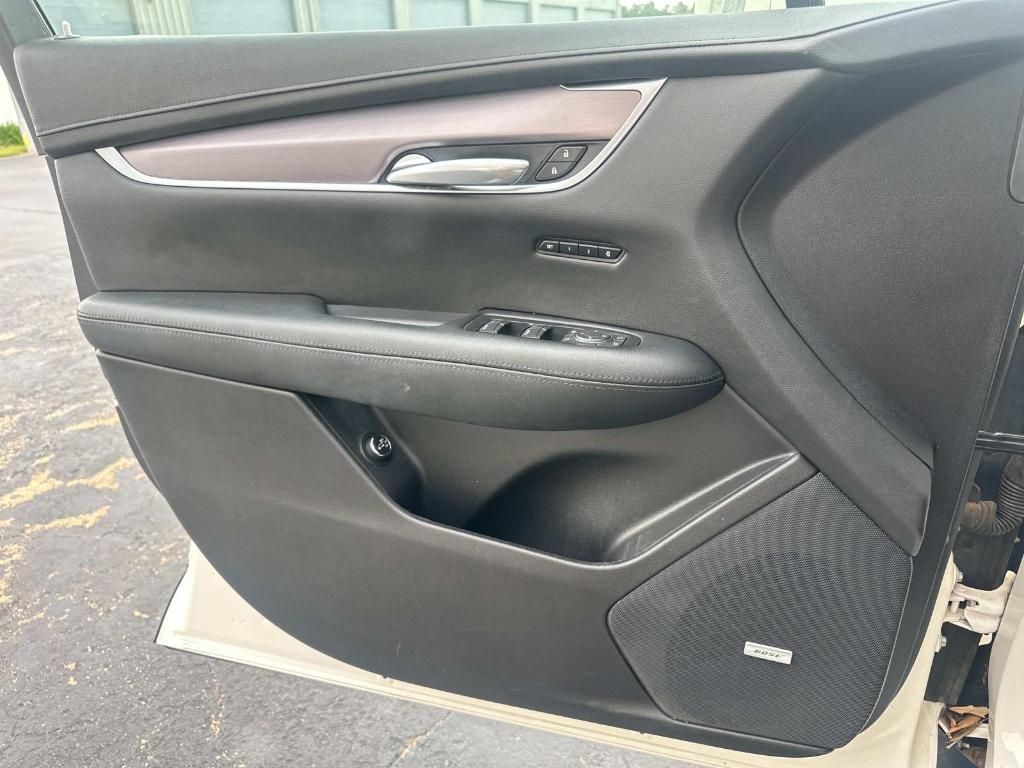 used 2019 Cadillac XT5 car, priced at $22,490