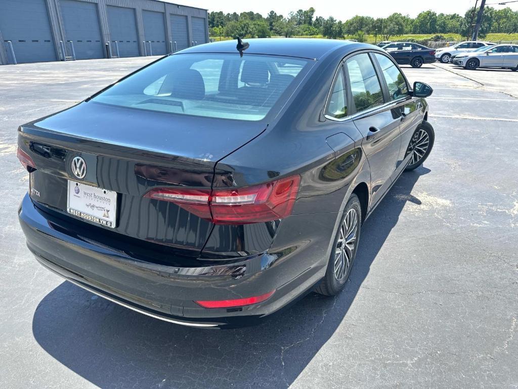 used 2021 Volkswagen Jetta car, priced at $17,900