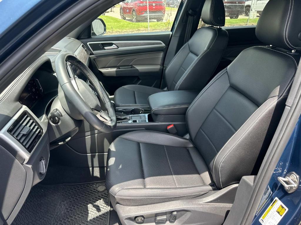 used 2023 Volkswagen Atlas Cross Sport car, priced at $31,250