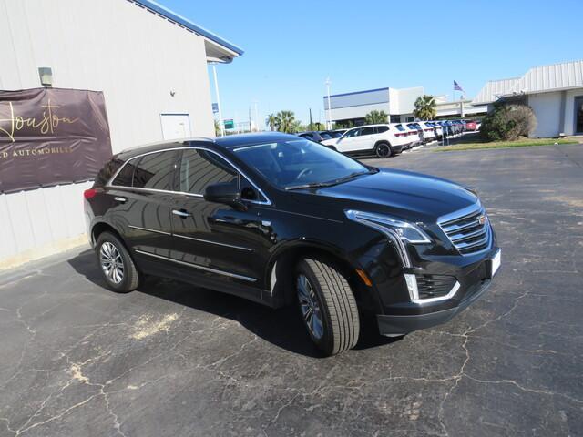 used 2017 Cadillac XT5 car, priced at $18,650