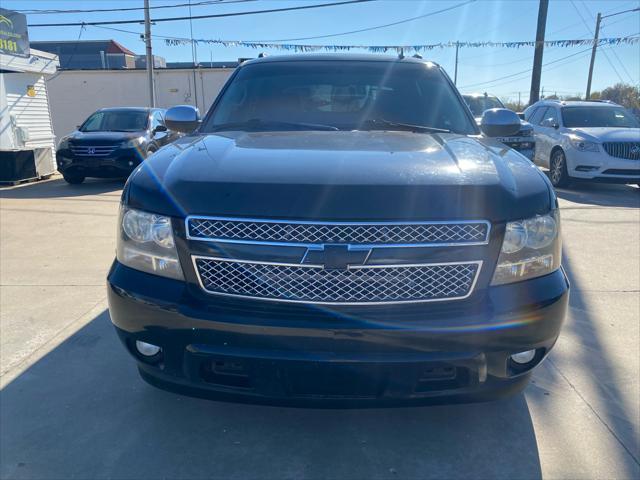 used 2009 Chevrolet Avalanche car, priced at $7,297