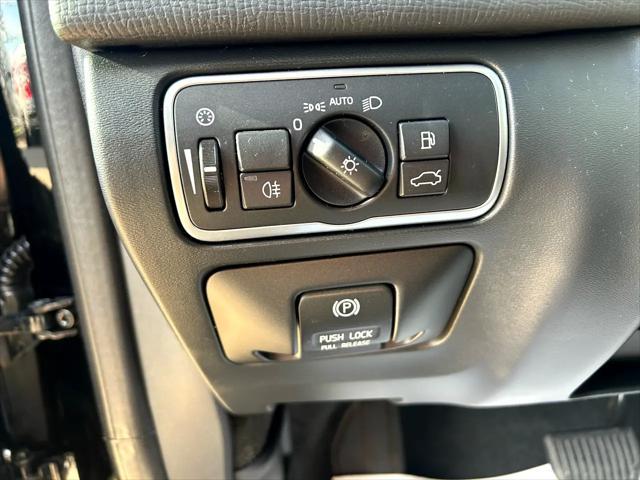 used 2015 Volvo XC60 car, priced at $6,997
