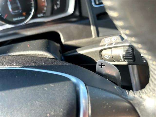used 2015 Volvo XC60 car, priced at $6,997