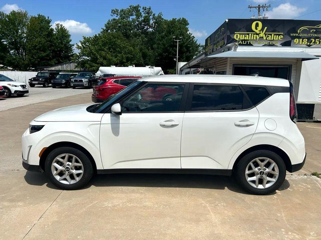 used 2024 Kia Soul car, priced at $13,997