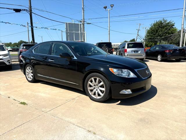 used 2007 Lexus LS 460 car, priced at $11,497