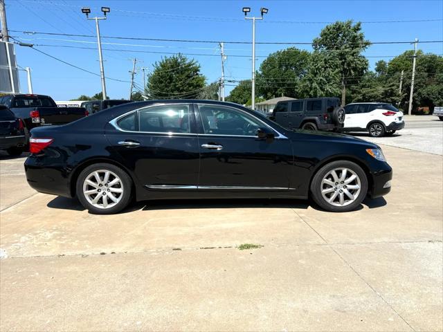 used 2007 Lexus LS 460 car, priced at $11,497