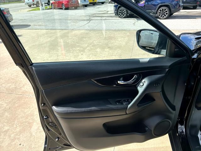 used 2017 Nissan Rogue car, priced at $10,997