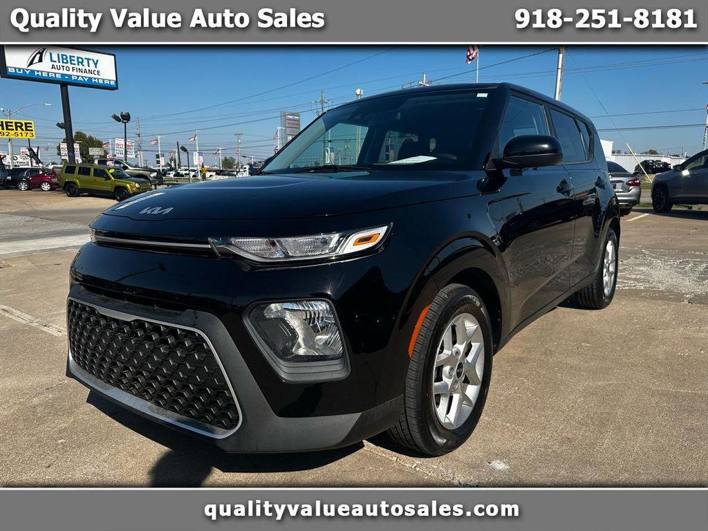 used 2022 Kia Soul car, priced at $12,890