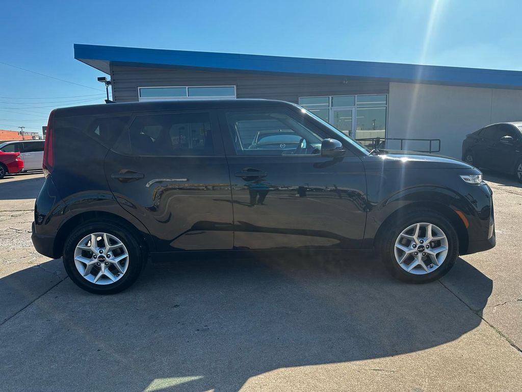 used 2022 Kia Soul car, priced at $12,890