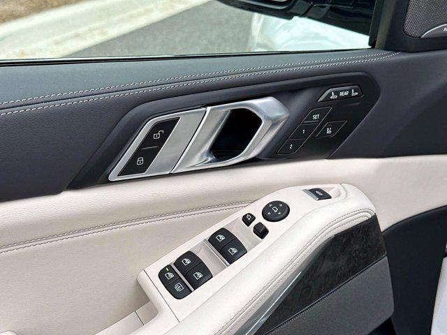 new 2026 BMW X7 car, priced at $103,335