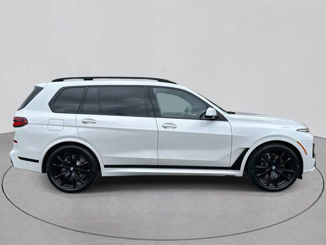 new 2026 BMW X7 car, priced at $103,335