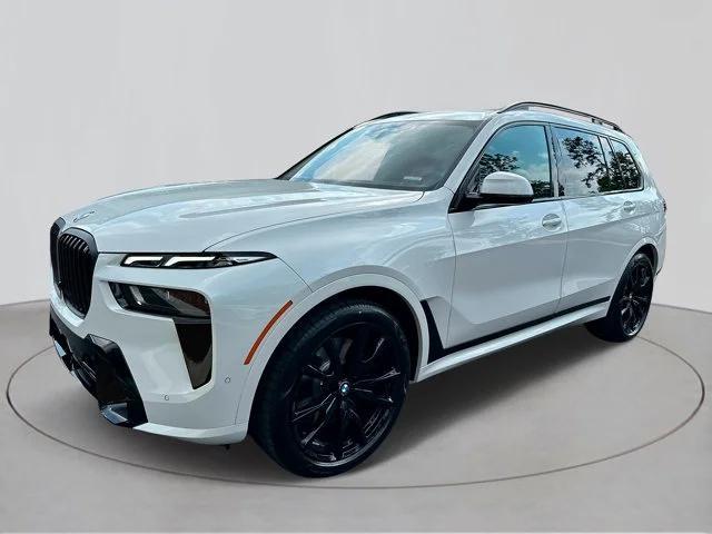 new 2025 BMW X7 car, priced at $97,495