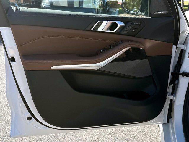 new 2026 BMW X7 car, priced at $98,165