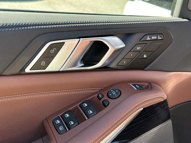 new 2026 BMW X7 car, priced at $98,165