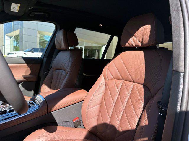 new 2026 BMW X7 car, priced at $98,165