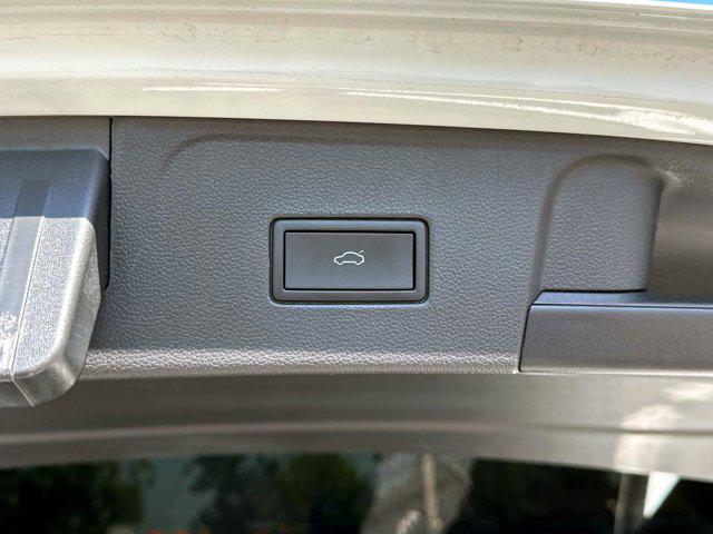 used 2022 Volkswagen Atlas car, priced at $34,489