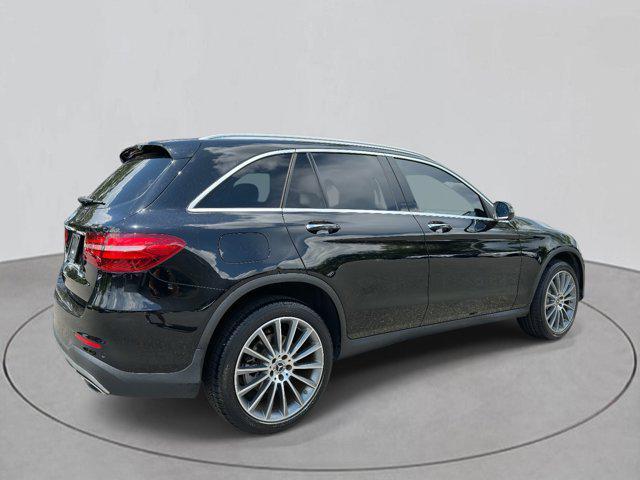 used 2018 Mercedes-Benz GLC 300 car, priced at $19,273