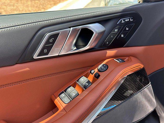 new 2026 BMW X7 car, priced at $123,185
