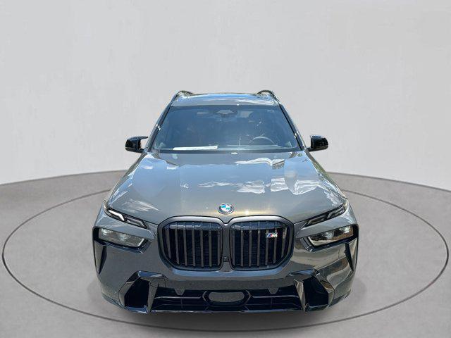 new 2026 BMW X7 car, priced at $123,185