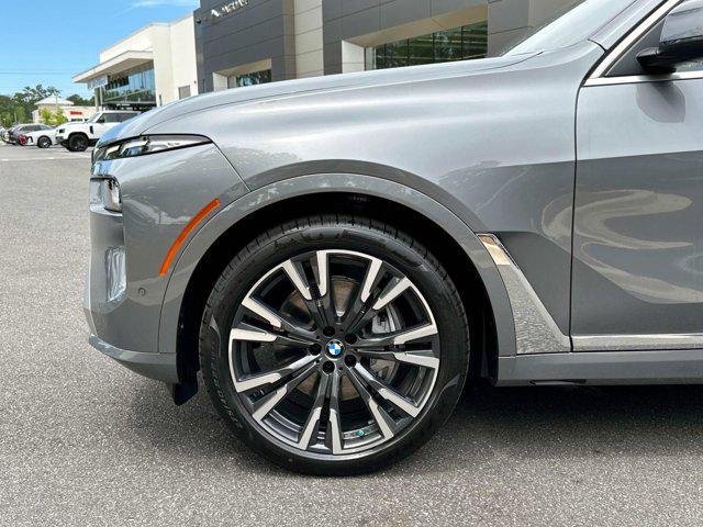 new 2026 BMW X7 car, priced at $95,585