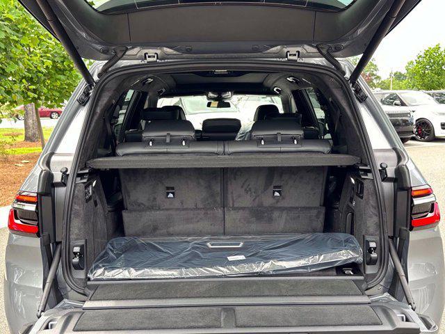 new 2026 BMW X7 car, priced at $95,585