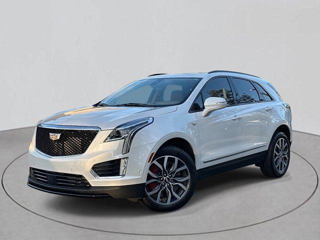 used 2023 Cadillac XT5 car, priced at $33,899